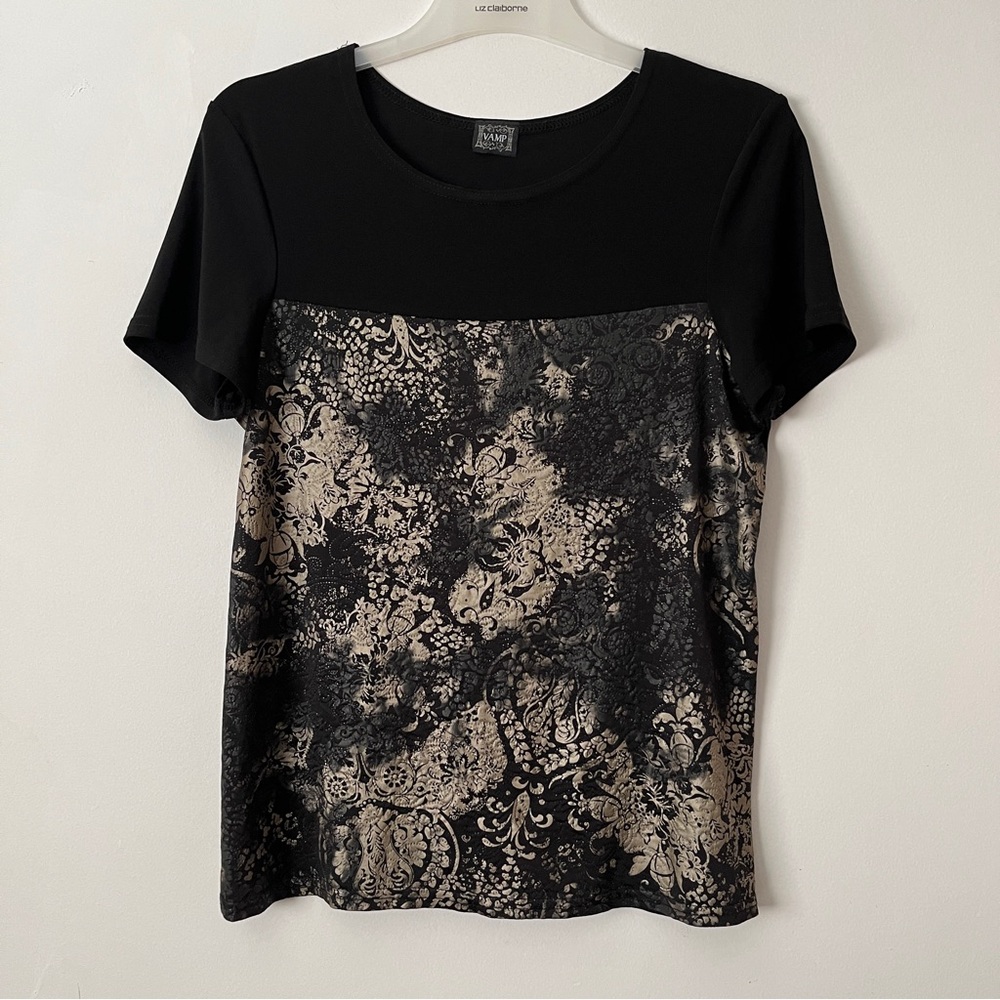 Vamp Woman’s Size M T Shirt